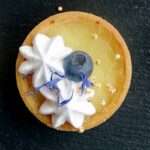 Mini-Tartlette mit Zitronencreme vegan Quadrat